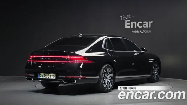 Фотография автомобиля — Genesis G90 G90 (RS4) Бензин 3.5 турбо AWD