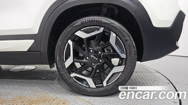 Kia Seltos — Фото автомобиля 6
