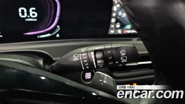 Kia Seltos New — Фото автомобиля 29