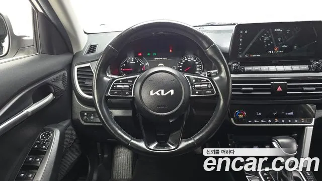 Kia Seltos — Фото автомобиля 19