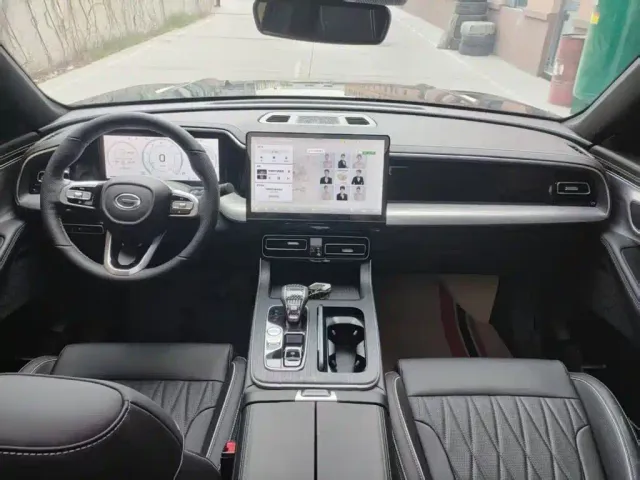 GAC Trumpchi GS8 — Фото автомобиля 5