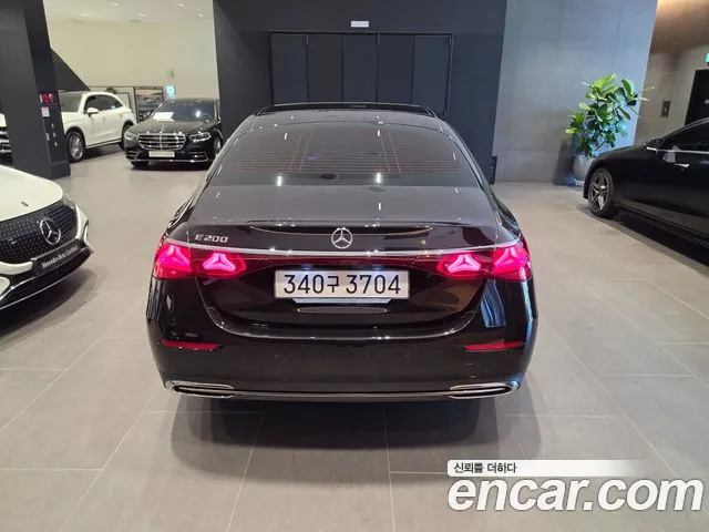 Mercedes-Benz E-Class W214 — Фото автомобиля 4