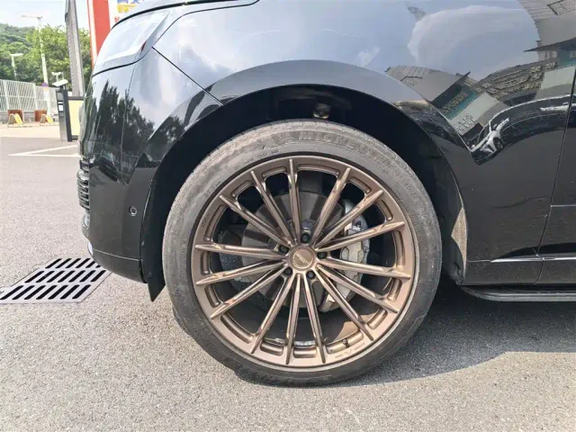 Land Rover Range Rover — Фото автомобиля 6