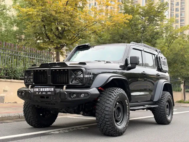 Фотография автомобиля — Tank 300