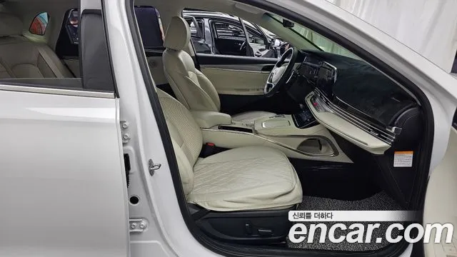 Hyundai Grandeur — Фото автомобиля 11