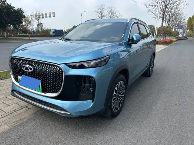 Chery Tiggo 8 PLUS C-DM — Фото автомобиля 3