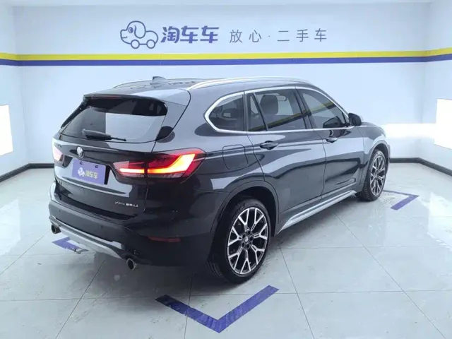 BMW X1 — Фото автомобиля 3