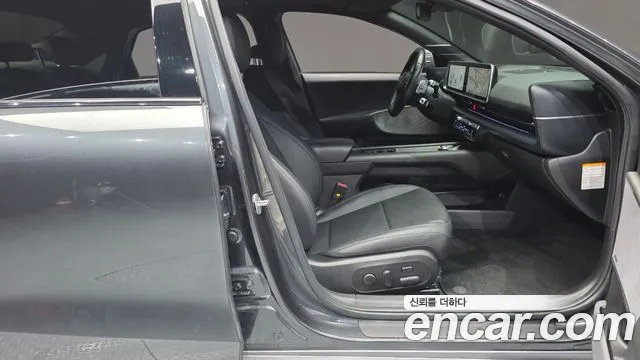 Hyundai Ioniq 6 — Фото автомобиля 11