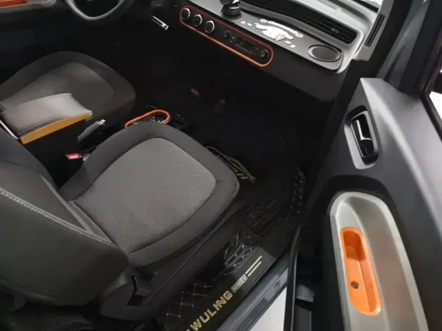 Wuling Hongguang Mini EV — Фото автомобиля 24