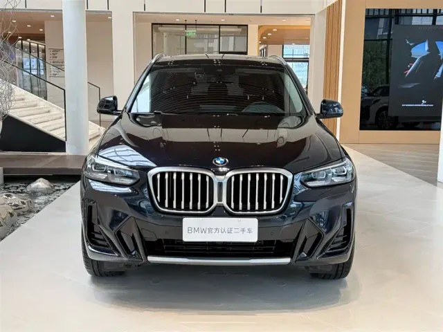BMW X3 — Фото автомобиля 3