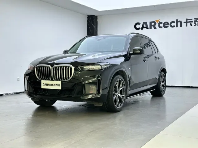 Фотография автомобиля — BMW X5