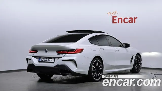 BMW 8-Series — Фото автомобиля 4