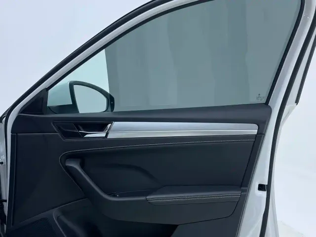 Skoda Superb — Фото автомобиля 22