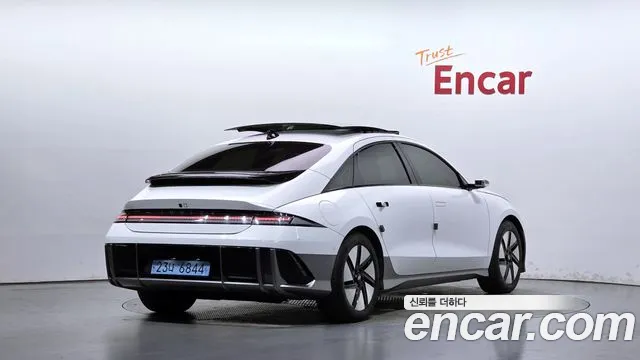 Hyundai Ioniq 6 — Фото автомобиля 2