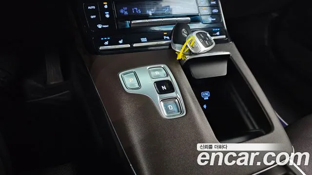 Hyundai Grandeur New — Фото автомобиля 9