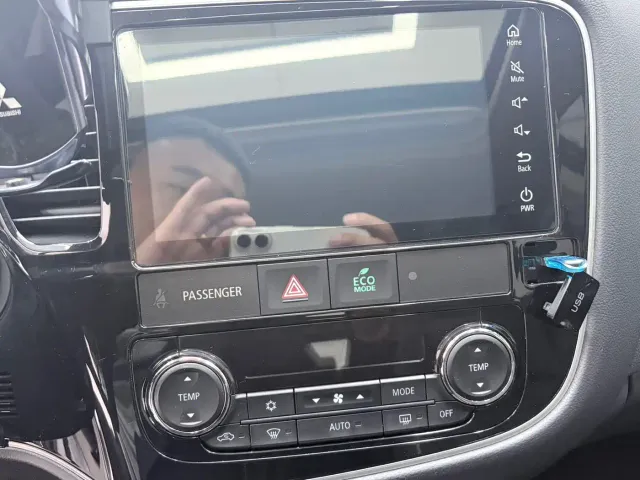 Mitsubishi Outlander — Фото автомобиля 11