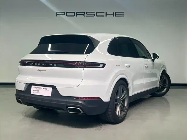 Porsche Cayenne — Фото автомобиля 27