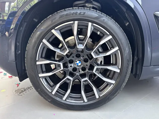 BMW X5 — Фото автомобиля 19