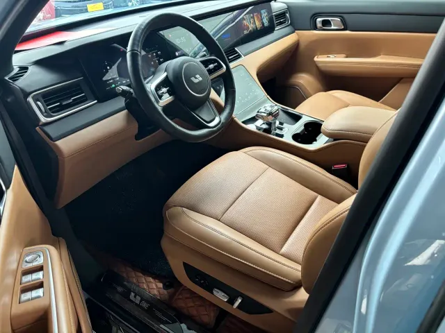 Li Auto ONE — Фото автомобиля 14