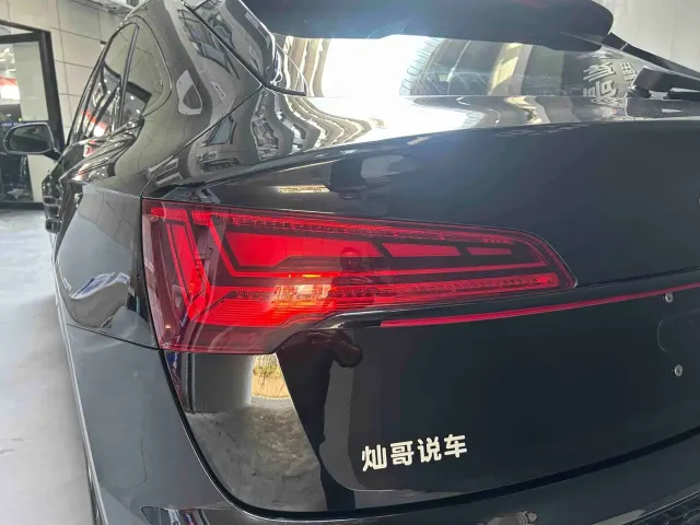 Audi Q5L Sportback — Фото автомобиля 4