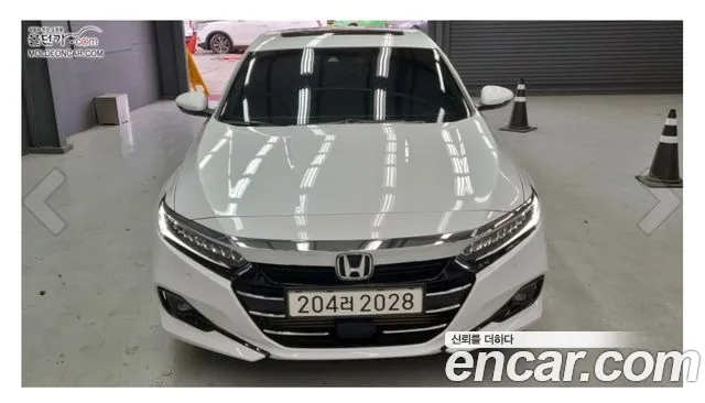 Honda Accord — Фото автомобиля 3