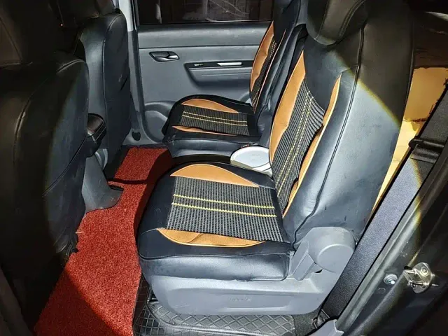 Wuling Hongguang — Фото автомобиля 13