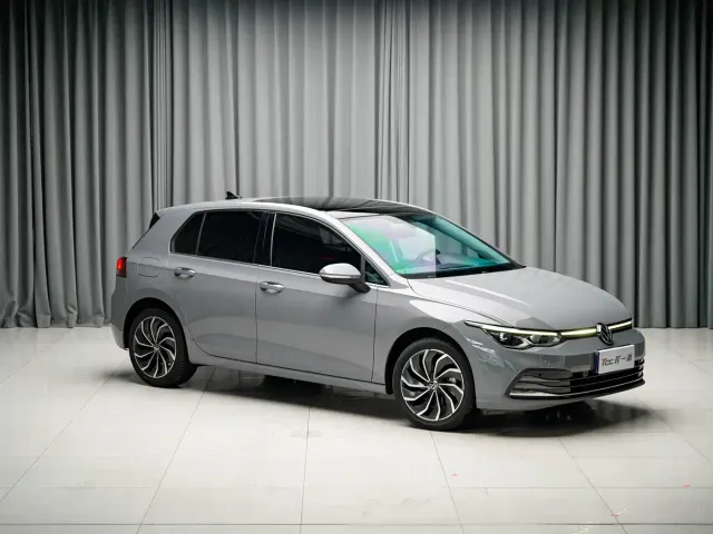 Фотография автомобиля — Volkswagen Golf
