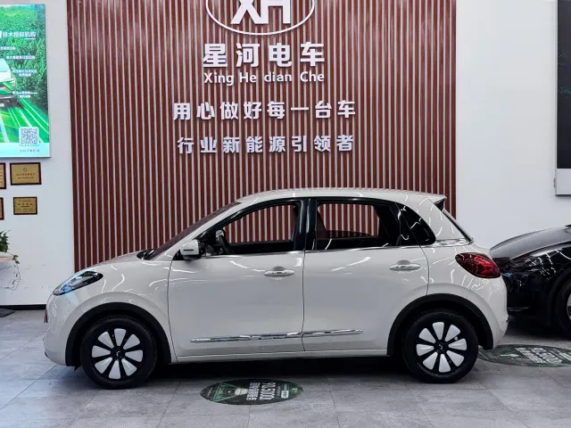 Wuling Bingo — Фото автомобиля 4