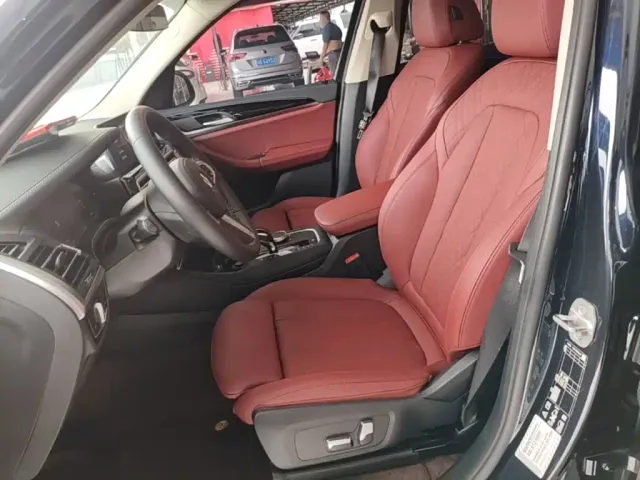 BMW X3 — Фото автомобиля 14
