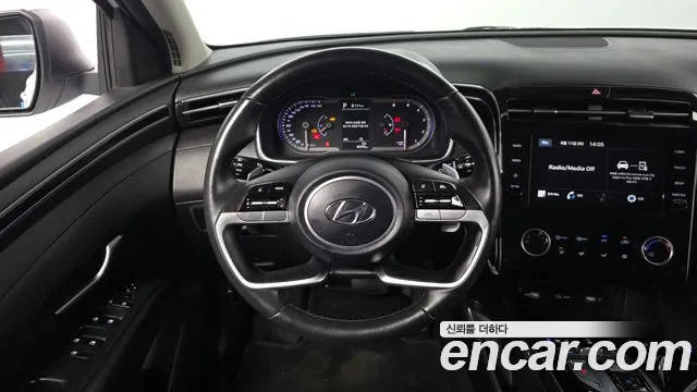 Hyundai Tucson Tucson (NX4) Дизель 2.0 4WD — Фото автомобиля 13