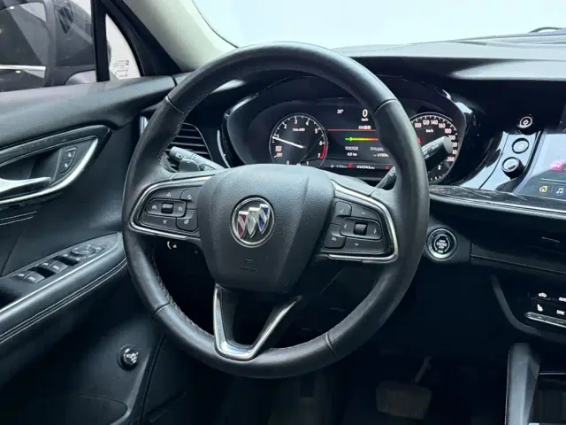 Buick Envision Plus — Фото автомобиля 10