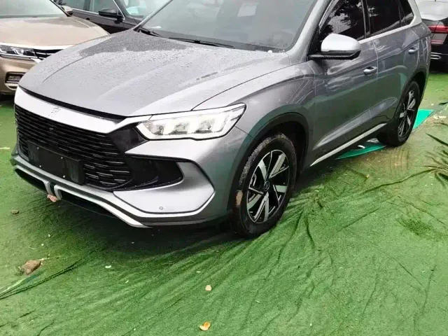 BYD Song Pro — Фото автомобиля 2