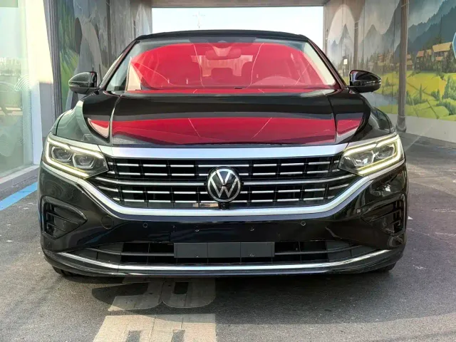 Volkswagen Passat — Фото автомобиля 2