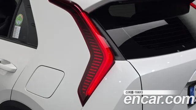 Kia Niro The All New — Фото автомобиля 8