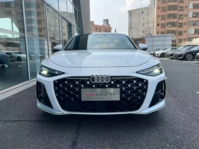Audi A6L — Фото автомобиля 4