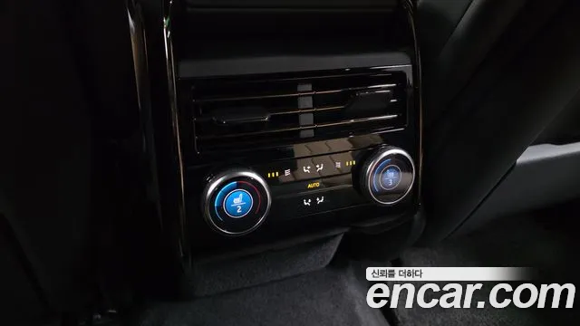 Land Rover Range Rover Sport — Фото автомобиля 17