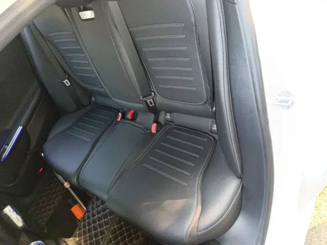 Mercedes-Benz C-Class — Фото автомобиля 13