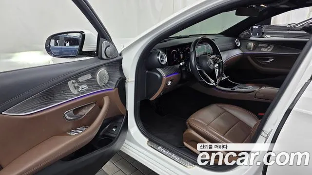 Mercedes-Benz E-Class E-класс W213 E350 4MATIC Avantgarde — Фото автомобиля 8