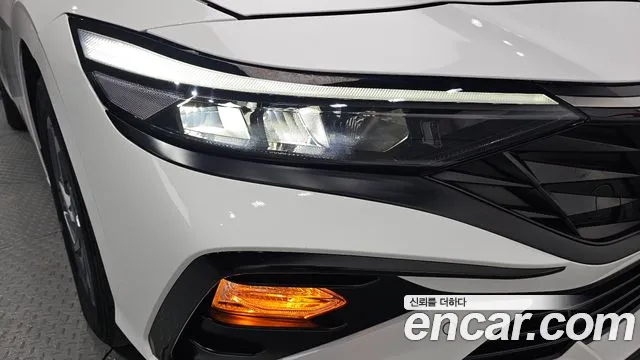 Hyundai Avante CN7 — Фото автомобиля 22