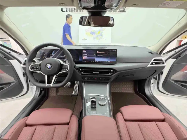 BMW 3 Series — Фото автомобиля 9