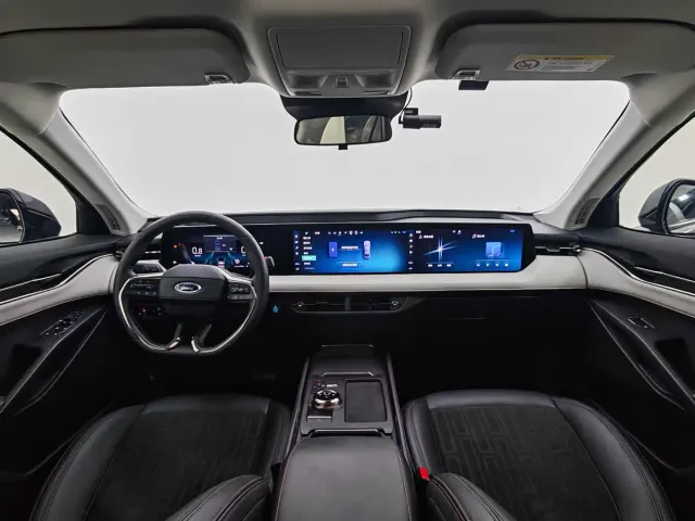 Ford Mondeo — Фото автомобиля 11