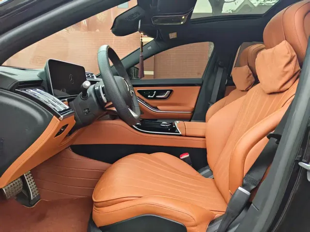 Mercedes-Benz S-Class — Фото автомобиля 4