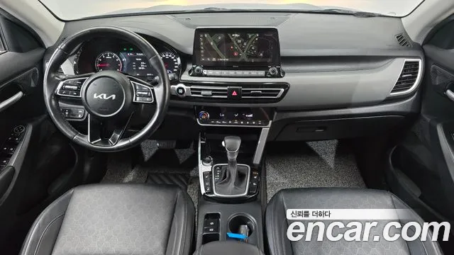 Kia Seltos — Фото автомобиля 7
