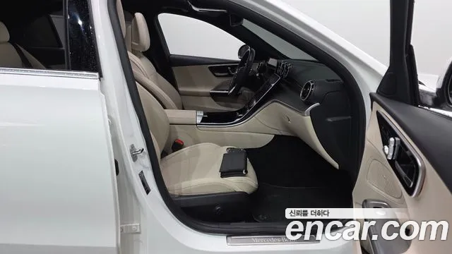 Mercedes-Benz C-Class — Фото автомобиля 25