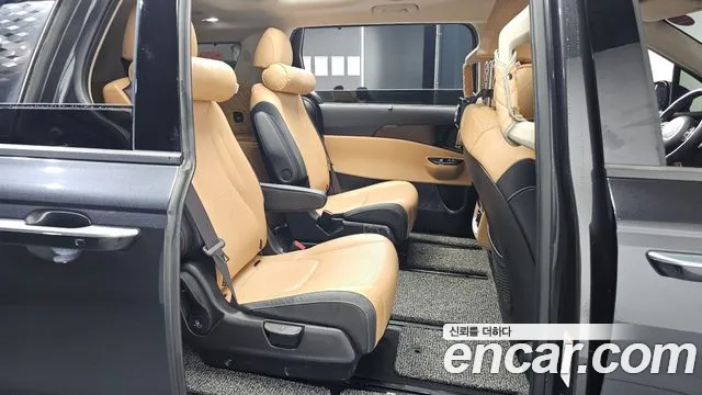 Kia Canival Carnival 4 поколение Дизель 7 мест Outdoor — Фото автомобиля 12