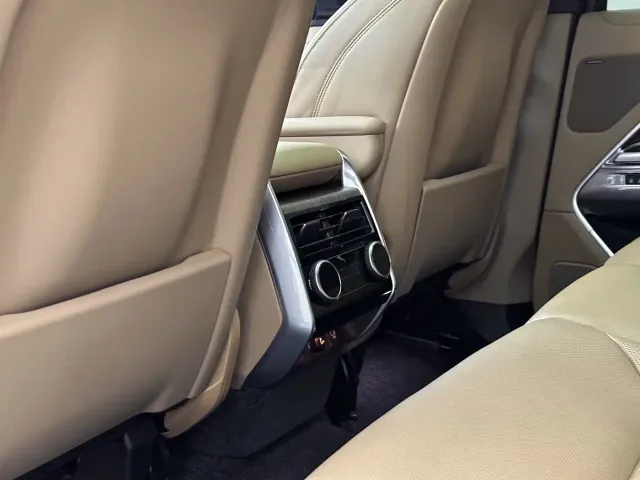 Land Rover Range Rover — Фото автомобиля 15