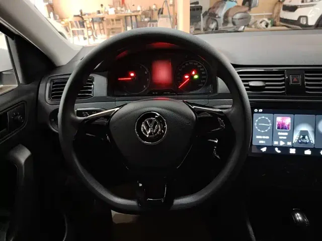 Volkswagen Santana — Фото автомобиля 10