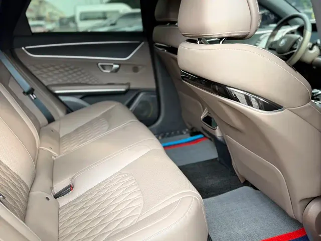 BYD Han — Фото автомобиля 25