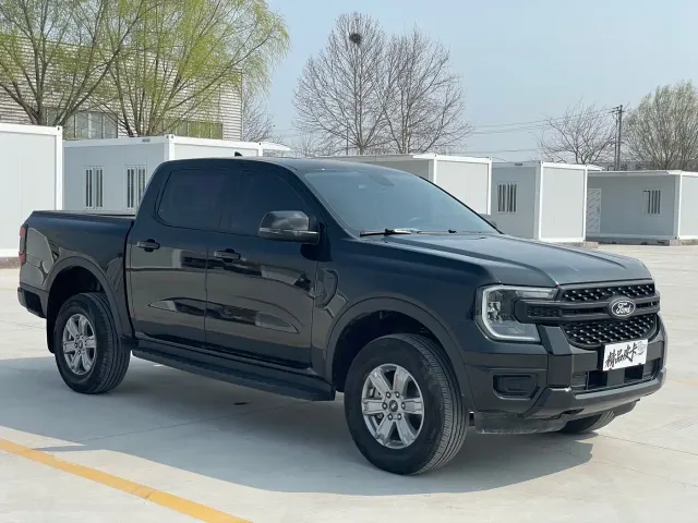 Ford Ranger — Фото автомобиля 3