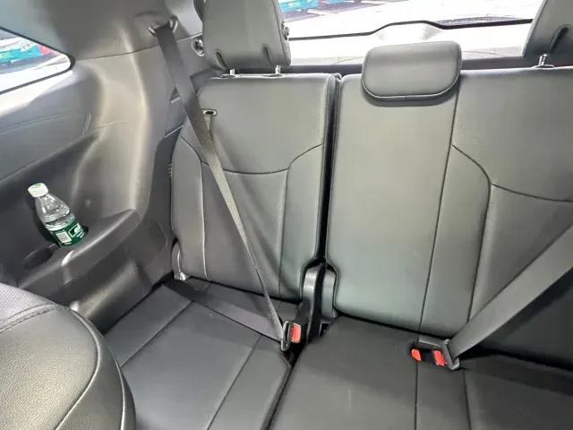 Toyota Sienna — Фото автомобиля 18